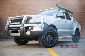 TOYOTA HILUX N70 4WD VECTOR MATTE BLACK